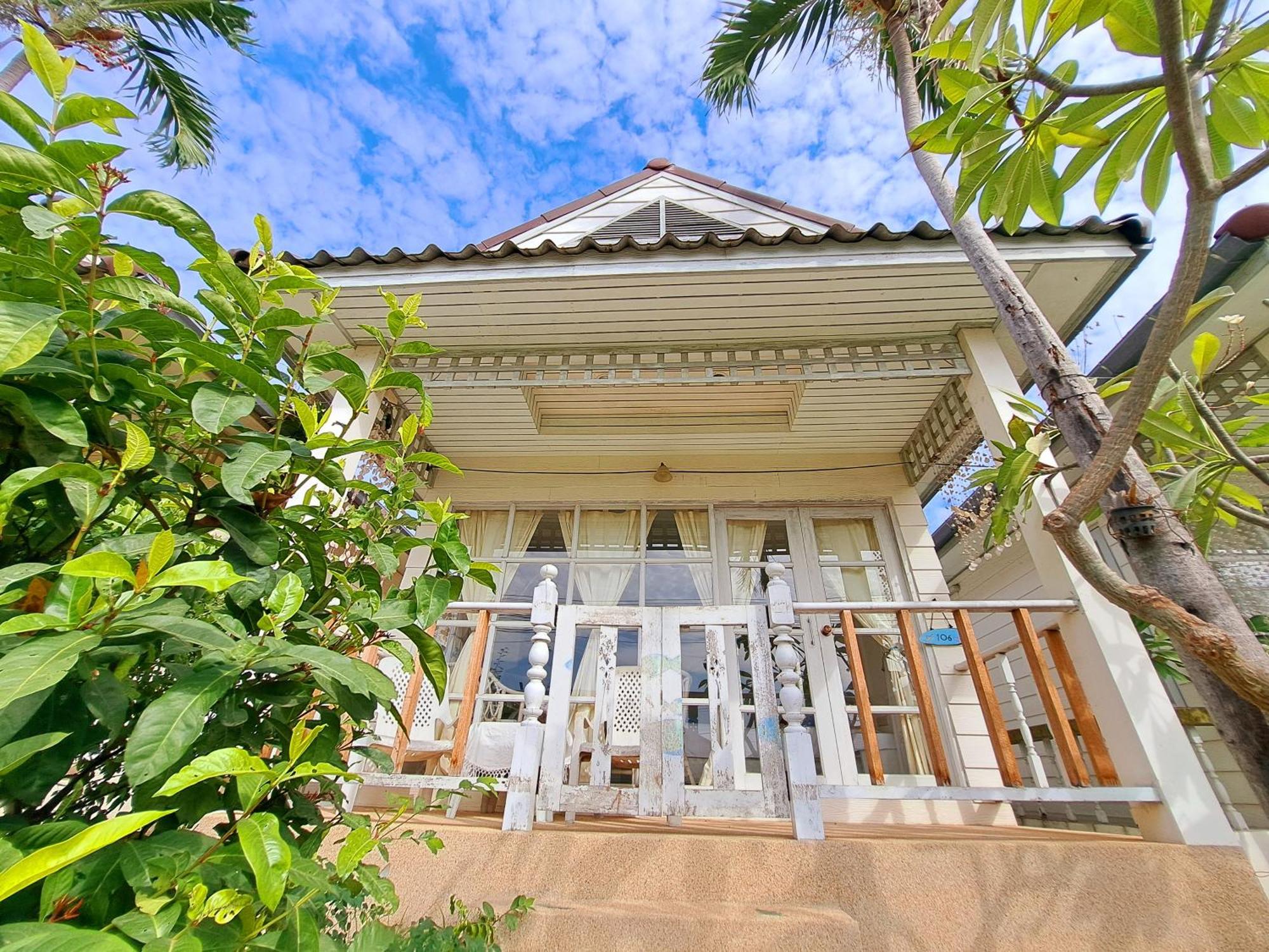 Prathana Garden Beach Resort HHQ Extérieur photo