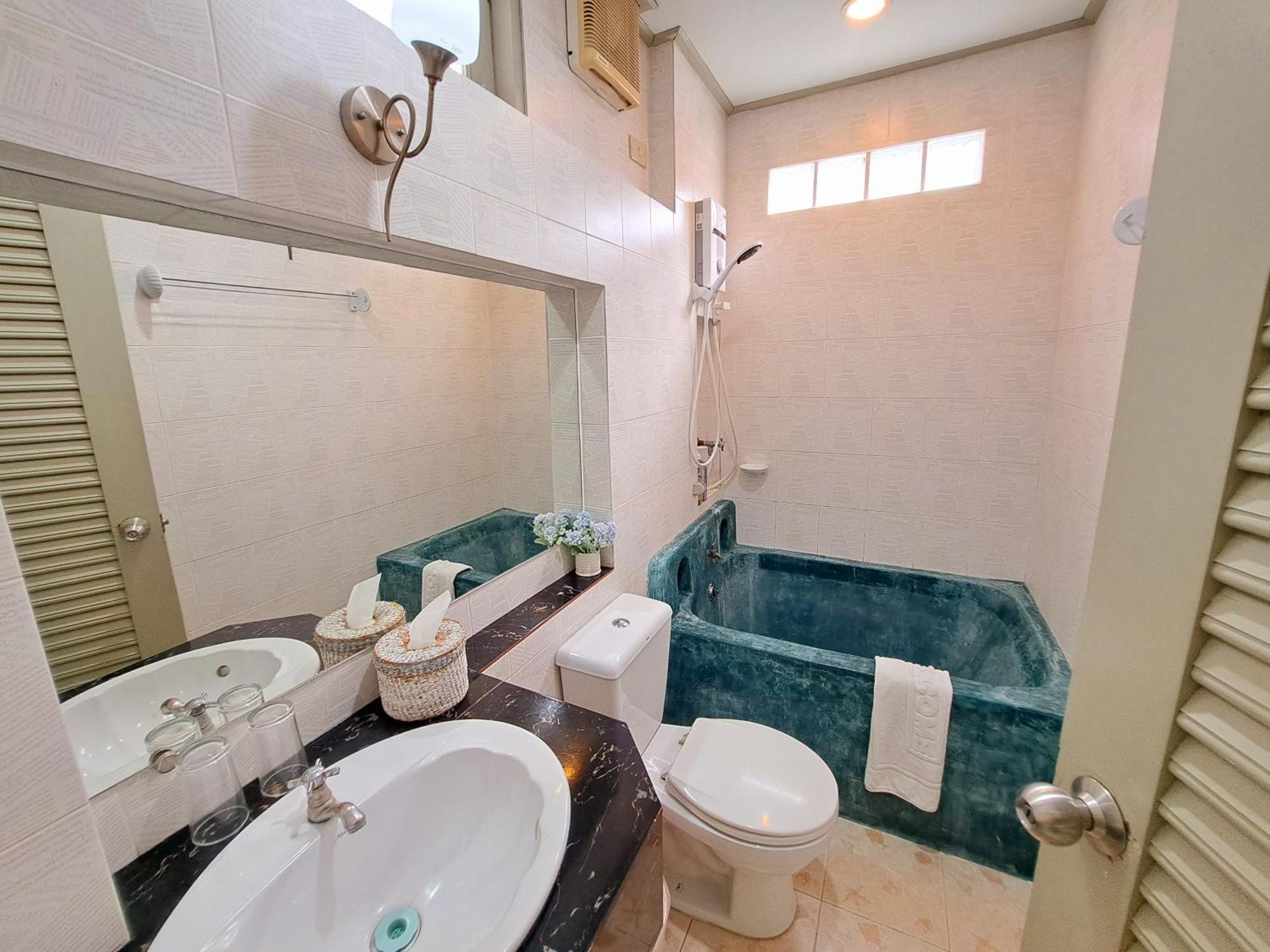 Prathana Garden Beach Resort HHQ Extérieur photo