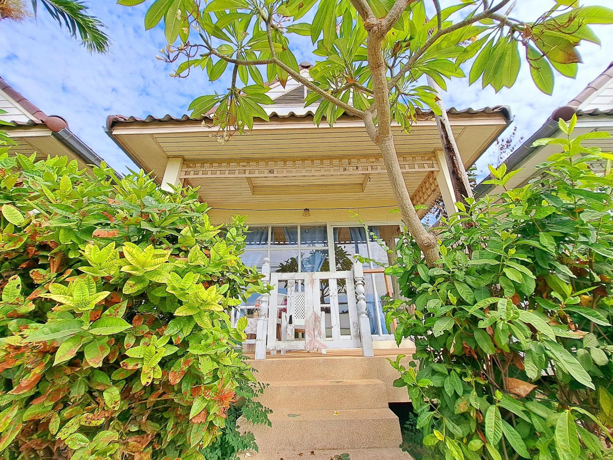 Prathana Garden Beach Resort HHQ Extérieur photo